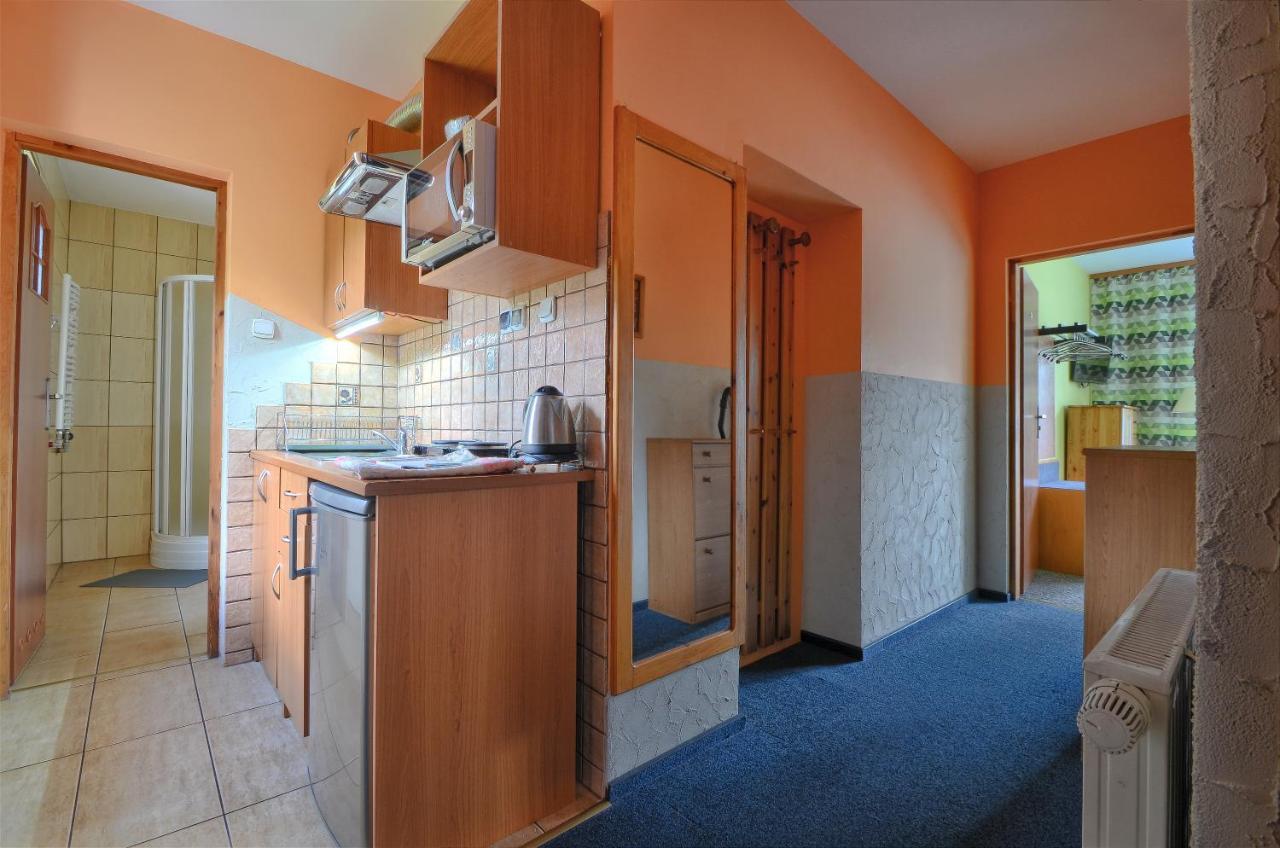 Willa Cyprys - Pokoje I Apartamenty Z Aneksami - Centrum Weichsel Exterior foto